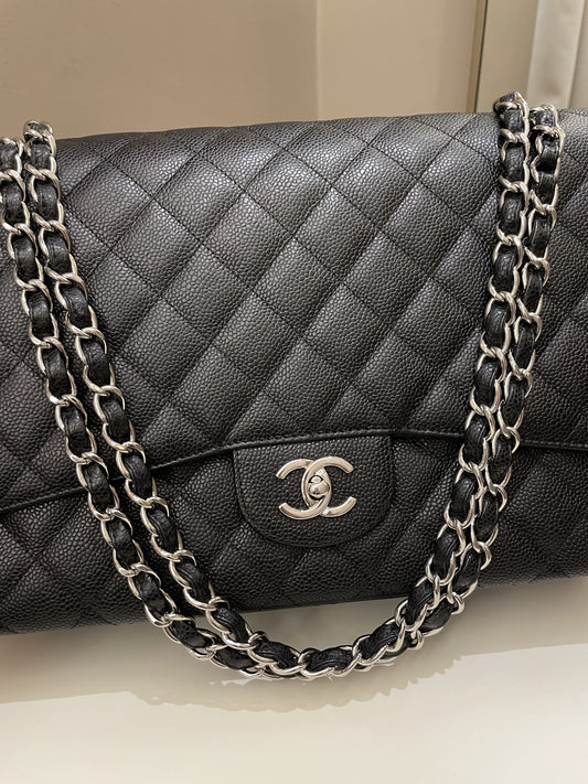 Luxury Chanel Classic Quilted Maxi Single Flap Black Caviar