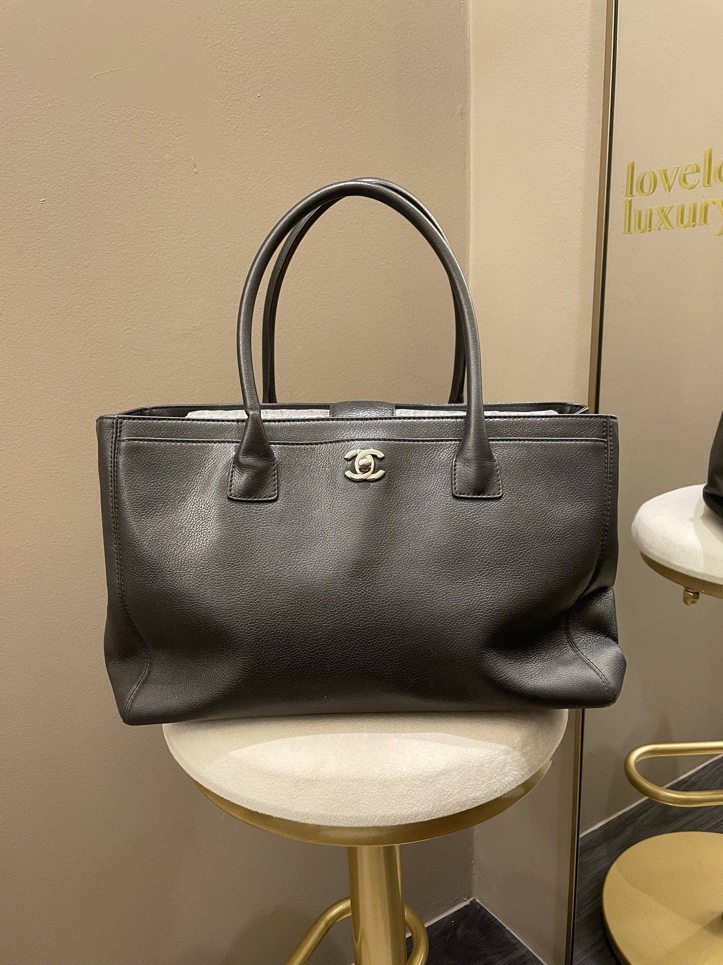Luxury Chanel Executive Tote Bag Dark Grey Grainy Calfskin