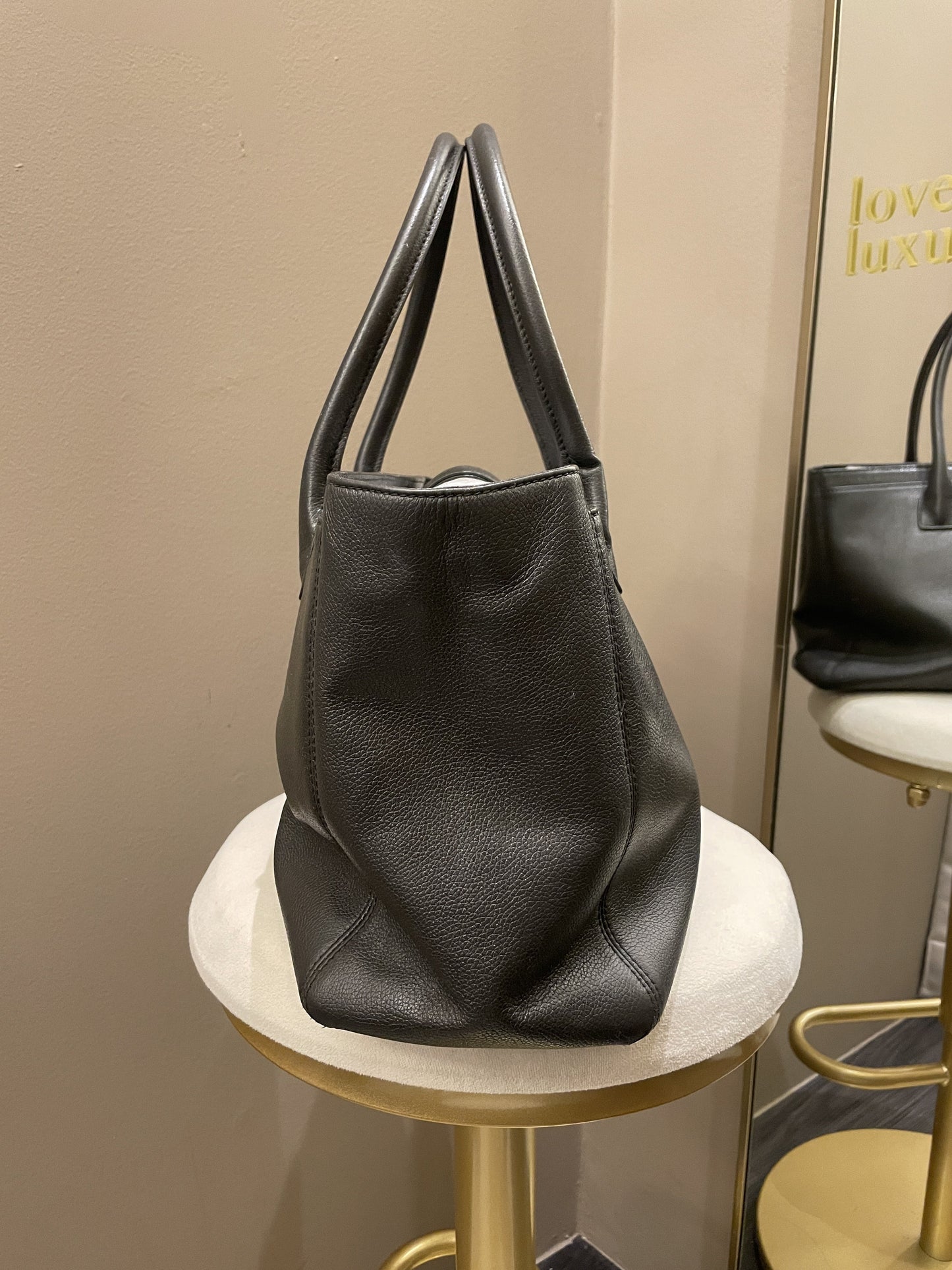 Luxury Chanel Executive Tote Bag Dark Grey Grainy Calfskin