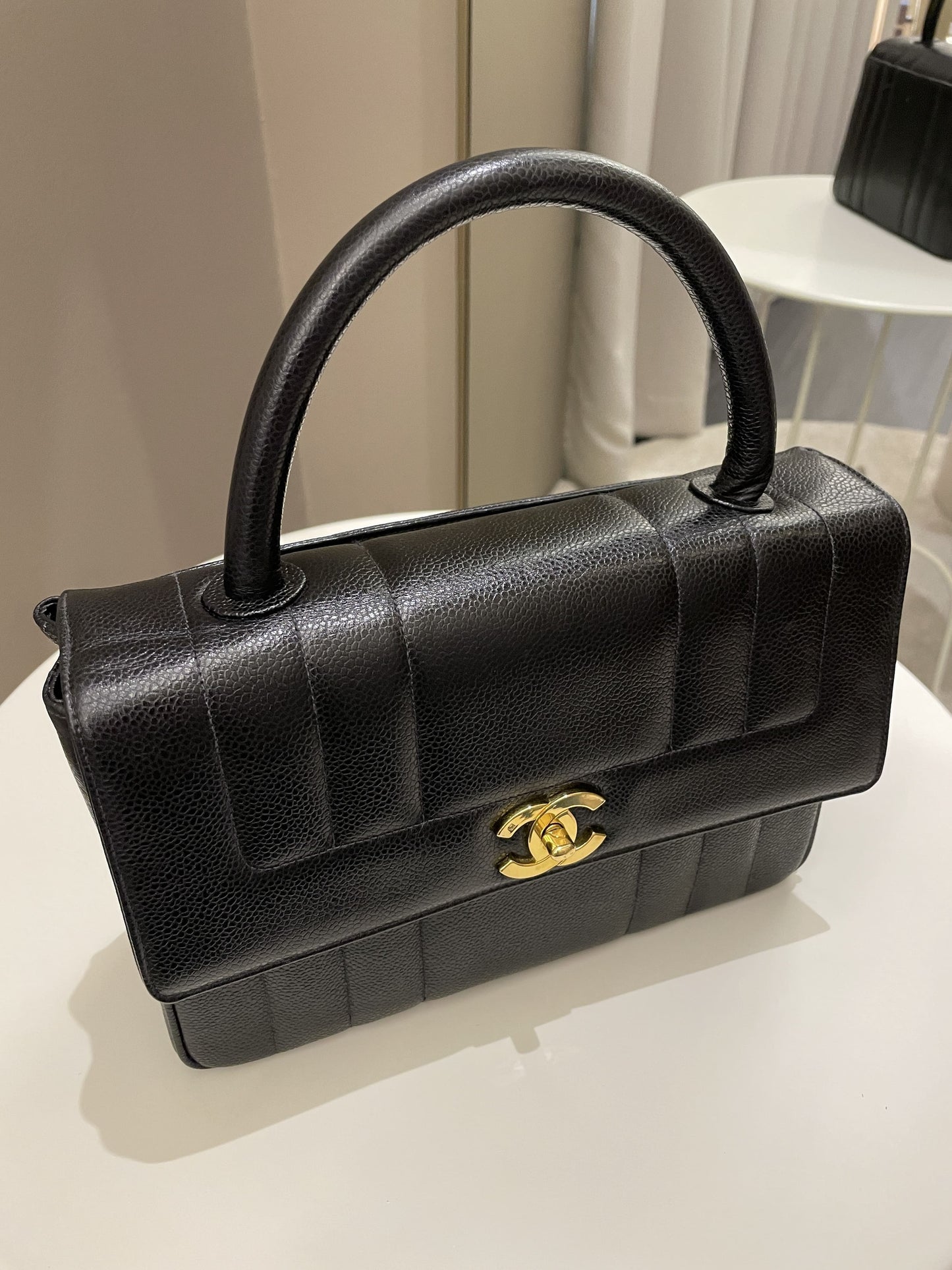 Luxury Chanel Vertical Quilted Top Handle  Black Caviar