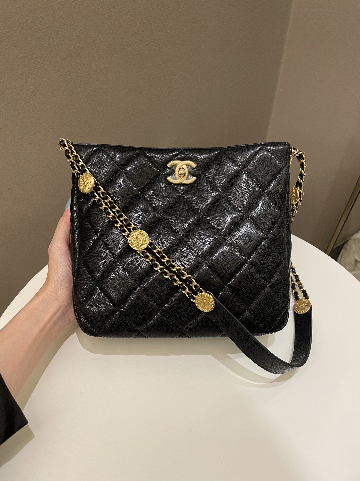 Luxury Chanel 22A Twist Your Button Hobo Bag Black Caviar