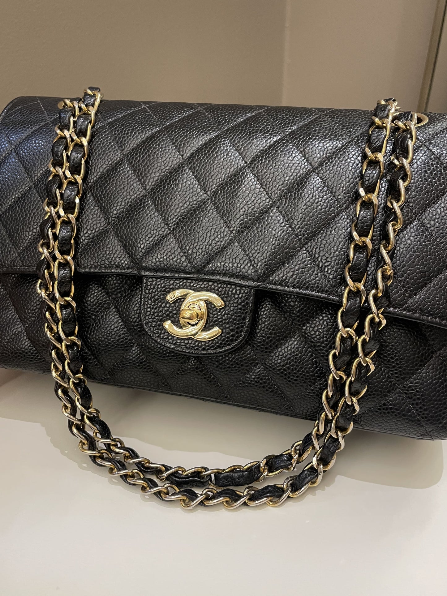 Luxury Chanel Vintage Classic Quilted Medium Double Flap Black