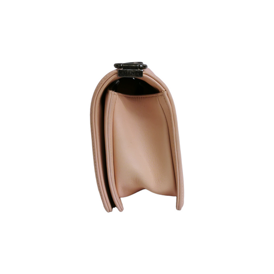 Luxury Chanel Boy Medium Light Pink Calfskin Ruthenium