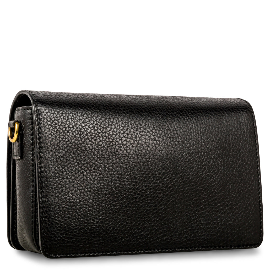 Luxury Dior Dio(r)evolution Flap Bag