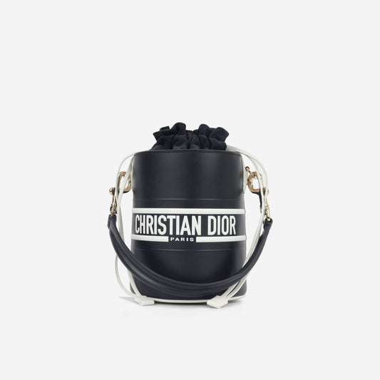 Luxury Dior Small Luxury Diorvibe Bucket Bag - Navy/White