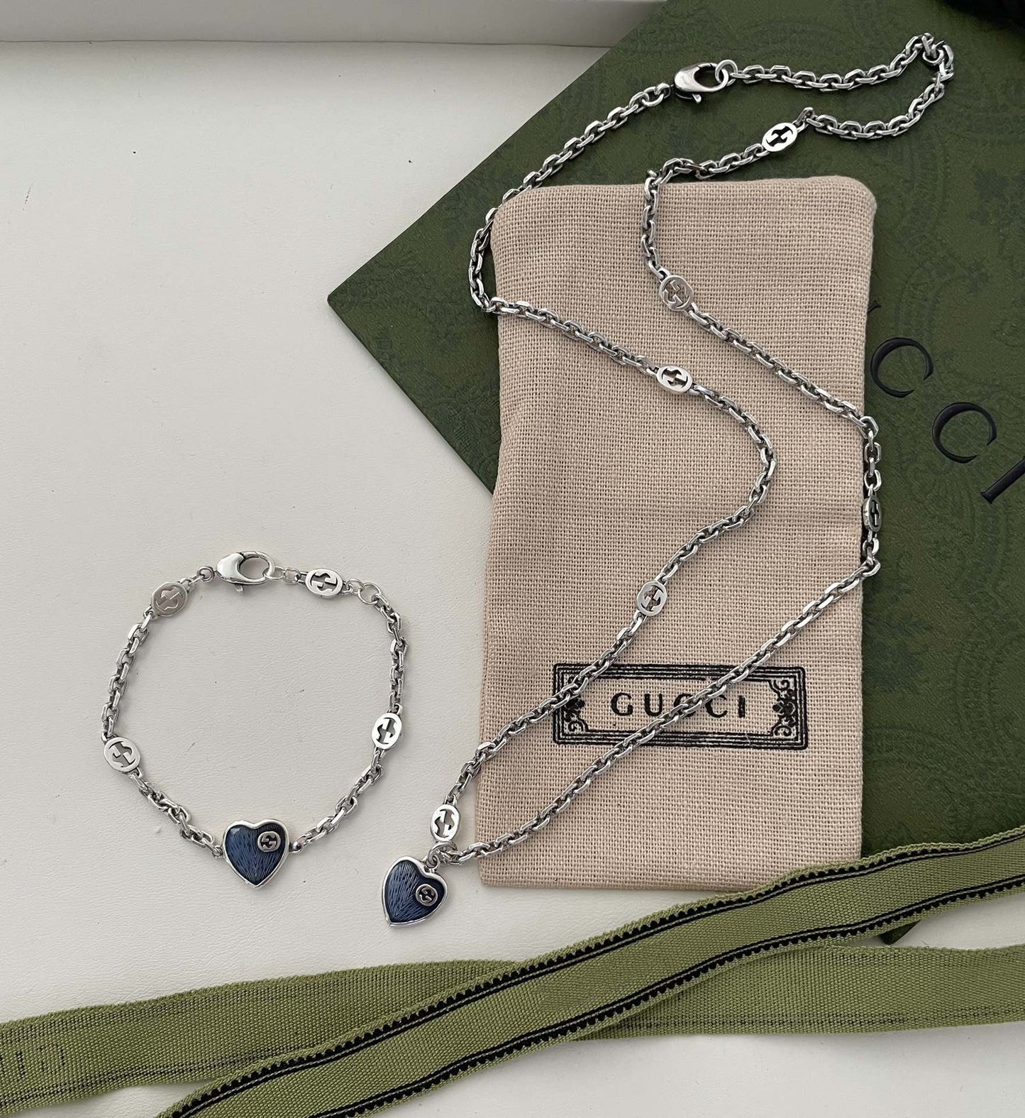 Luxury Gucci GG HEARTS STERLING SILVER BLUE ENAMEL PENDANT NECKLACE