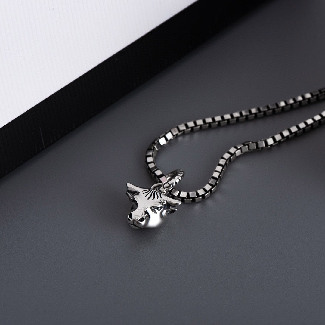 Luxury Gucci GG DOUBLE CLASSIC RETRO STERLING SILVER COW  NECKLACE