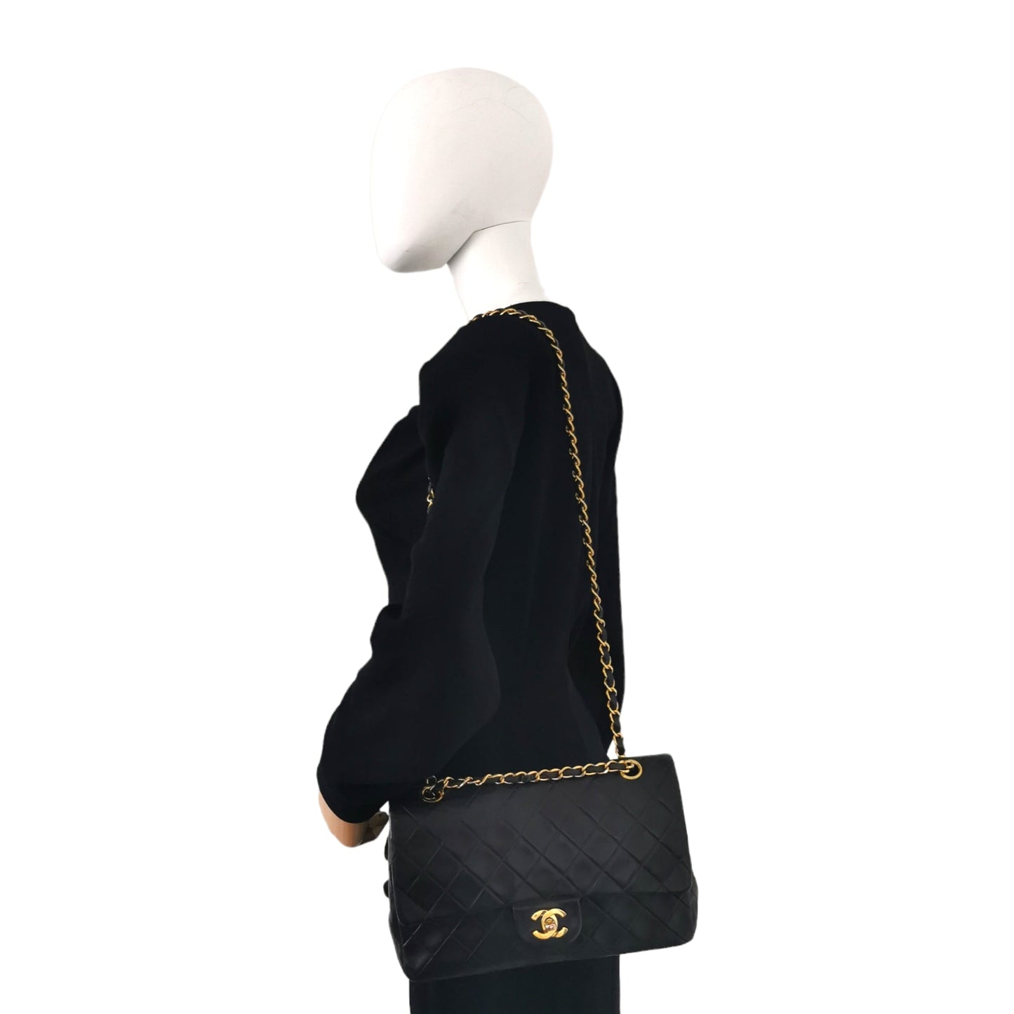 Luxury Chanel Classic Double Flap Medium Black Lambskin Gold