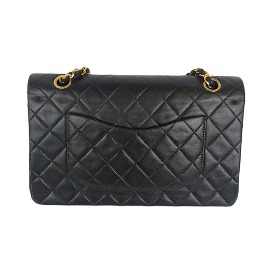 Luxury Chanel Classic Double Flap Medium Black Lambskin Gold