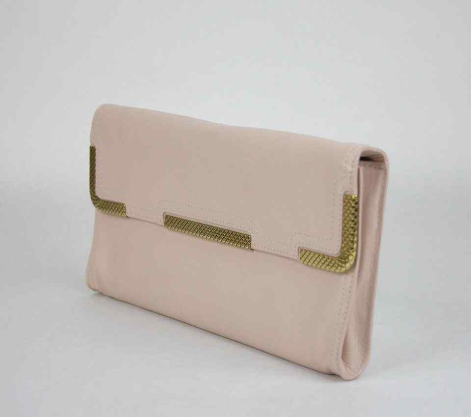 Luxury Bottega Veneta Women's Leather Wristlet Clutch Bag  Detail