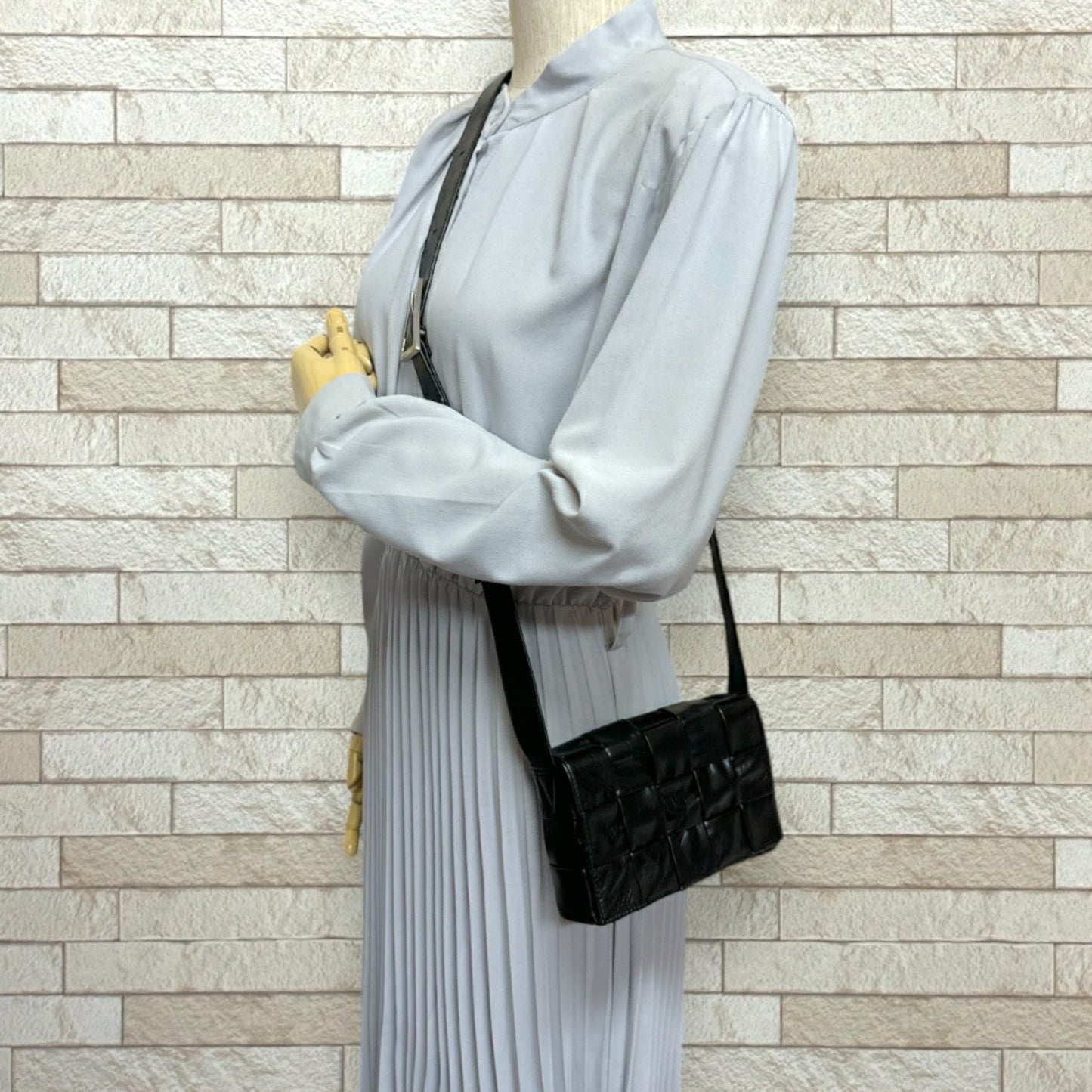 Luxury Bottega Veneta  Leather Shoulder Bag ()