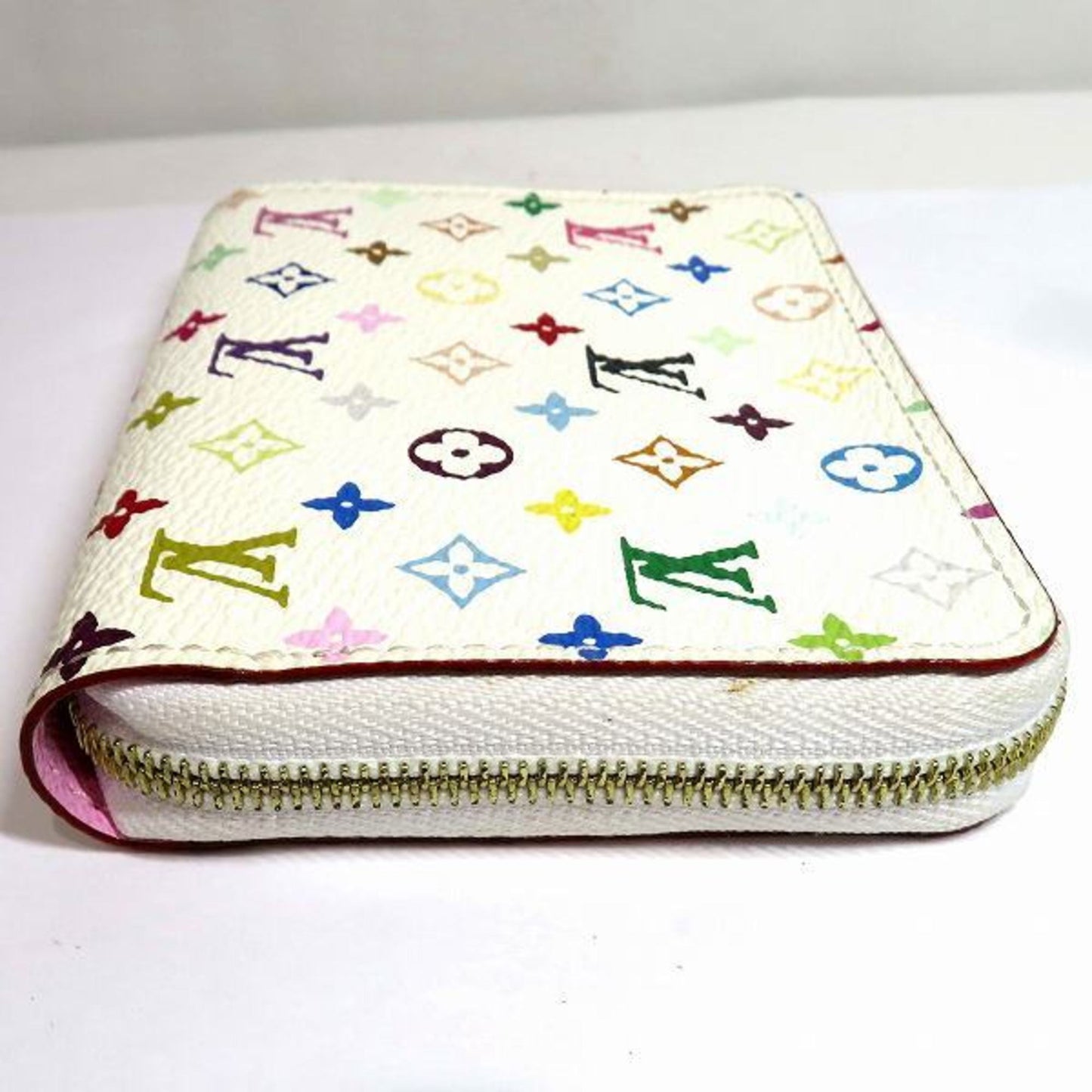 Louis Vuitton Porte Monnaie Zippy  Canvas Wallet  ()