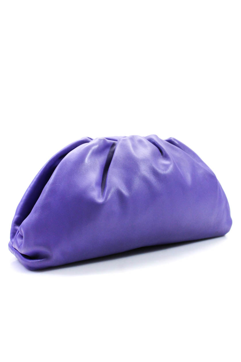 Luxury Bottega Veneta Womens The Pouch Hinged Clutch Leather Handbag Purple