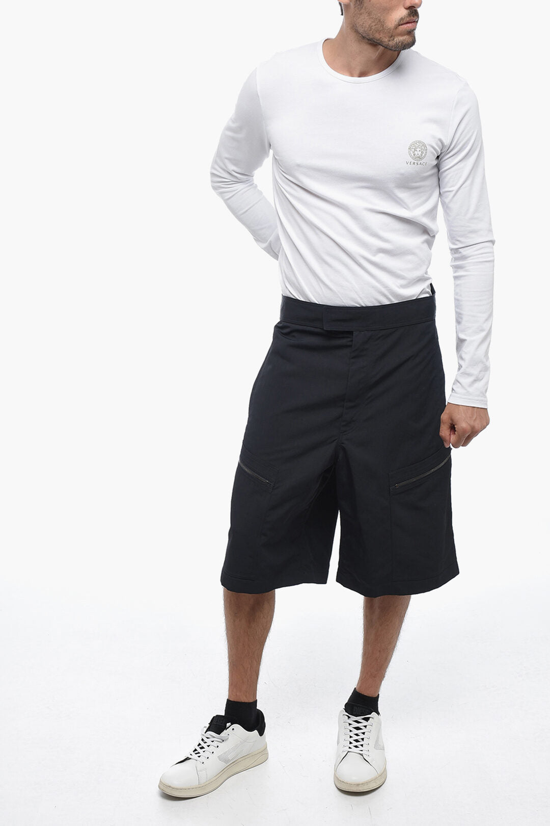 Luxury Bottega Veneta Nylon Cargo Shorts with Hidden Fastening