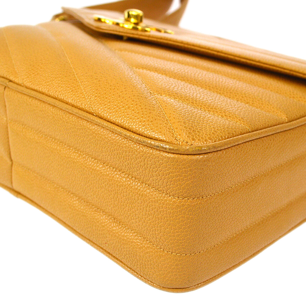 Luxury Chanel 1994-1996 Diagonal Pocket Camera Bag Jumbo Beige Caviar