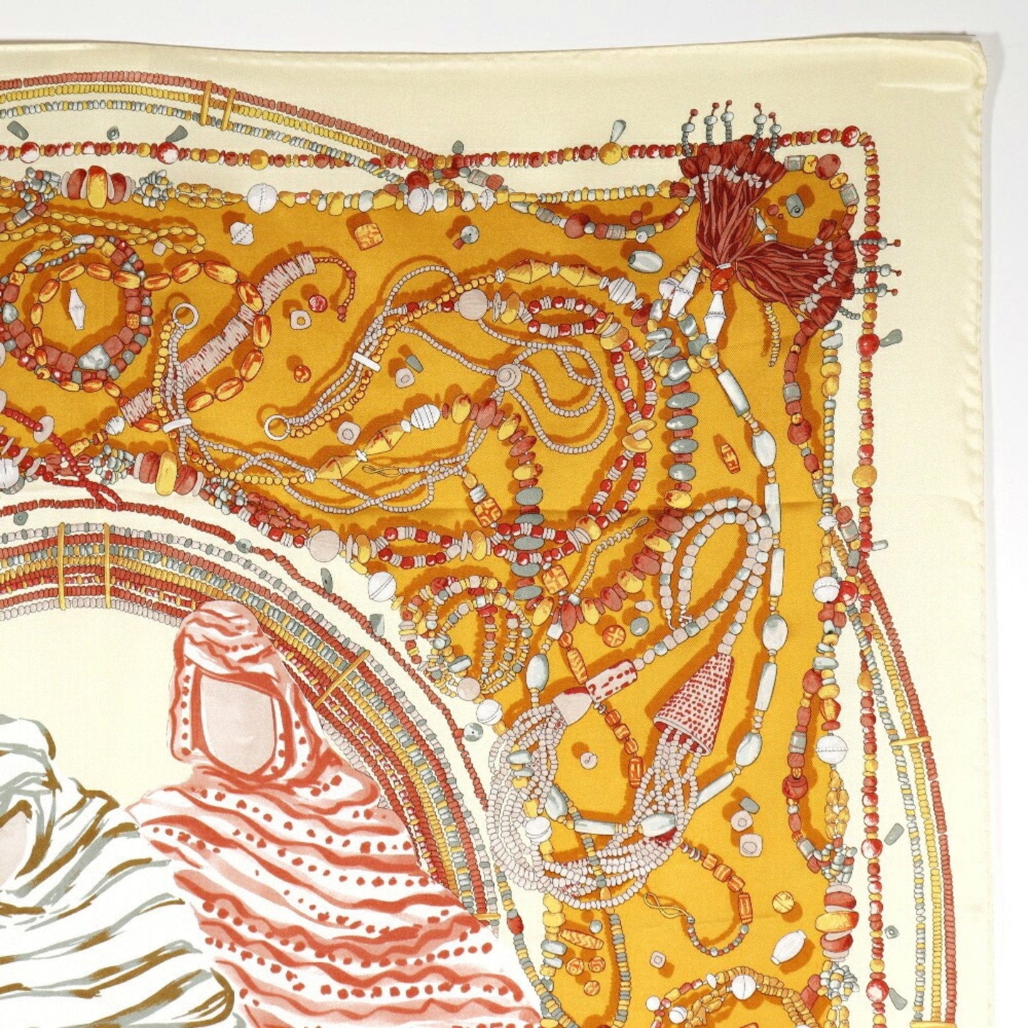 Luxury Bottega Veneta  yellow Silk Scarf ()