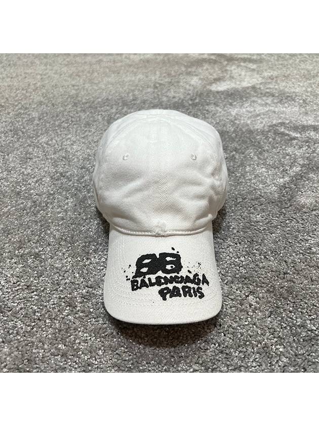 Luxury Balenciaga Hand Draw BB Icon Ball Cap White