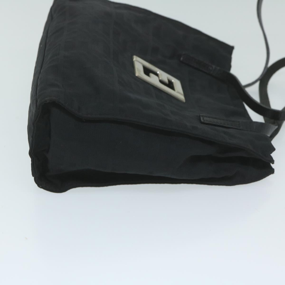 Luxury FendiZucca Canvas Hand Bag Blackai742