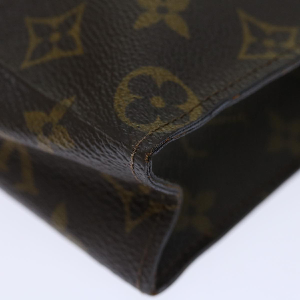 LOUIS VUITTON Monogram Poche Toilette 26 Pouch M47542 LV am6042