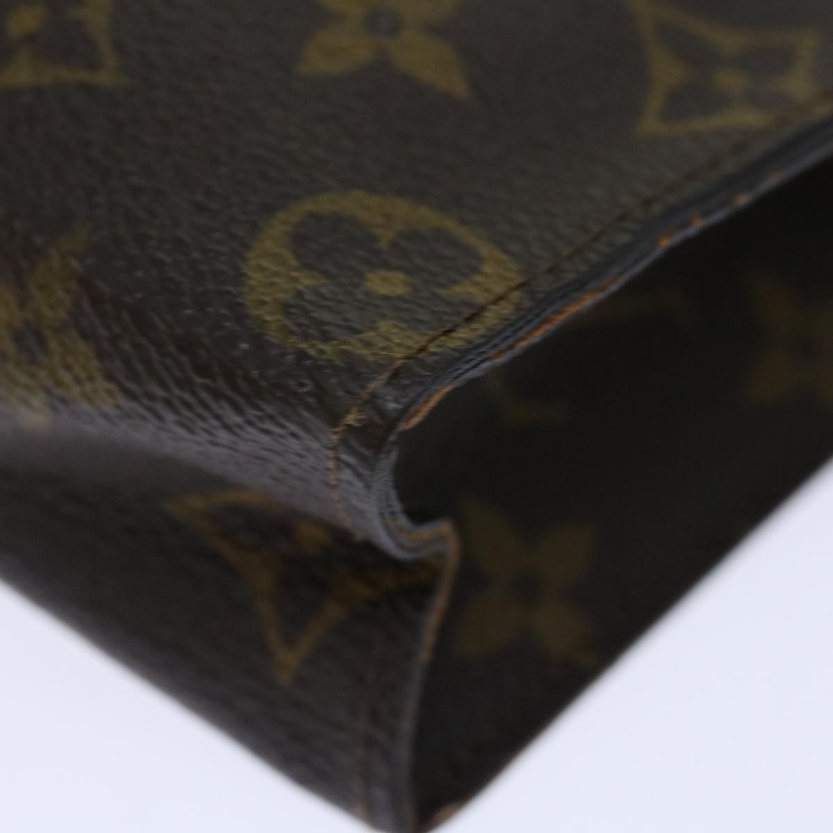 LOUIS VUITTON Monogram Poche Toilette 26 Pouch M47542 LV am6042