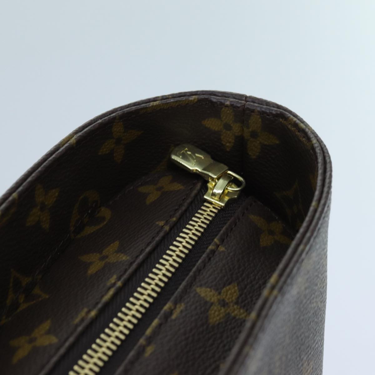 LOUIS VUITTON Monogram Luco Tote Bag M51155 LV am6059A