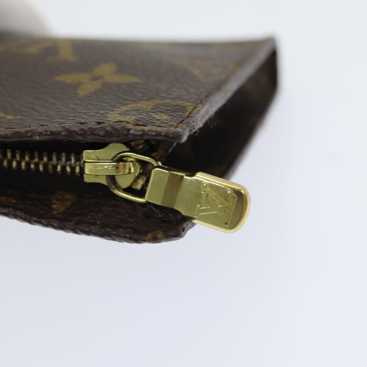 LOUIS VUITTON Monogram Bucket PM Pouch Accessory Pouch LV am6518