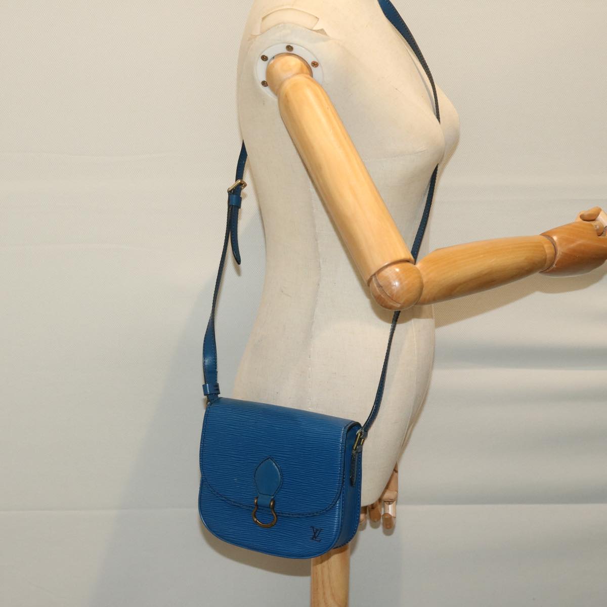 LOUIS VUITTON Epi Mini Saint Cloud Shoulder Bag Blue M52215 LV ar11403