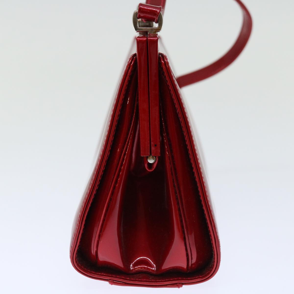 GUCCI Gamaguchi Shoulder Bag Patent leather Red  ar11424
