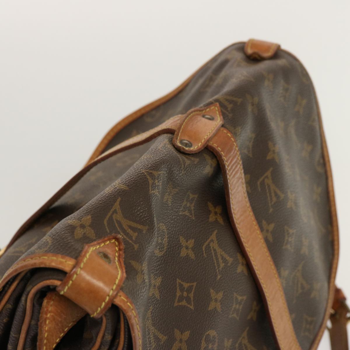 LOUIS VUITTON Monogram Saumur 35 Shoulder Bag M42254 LV ar11486