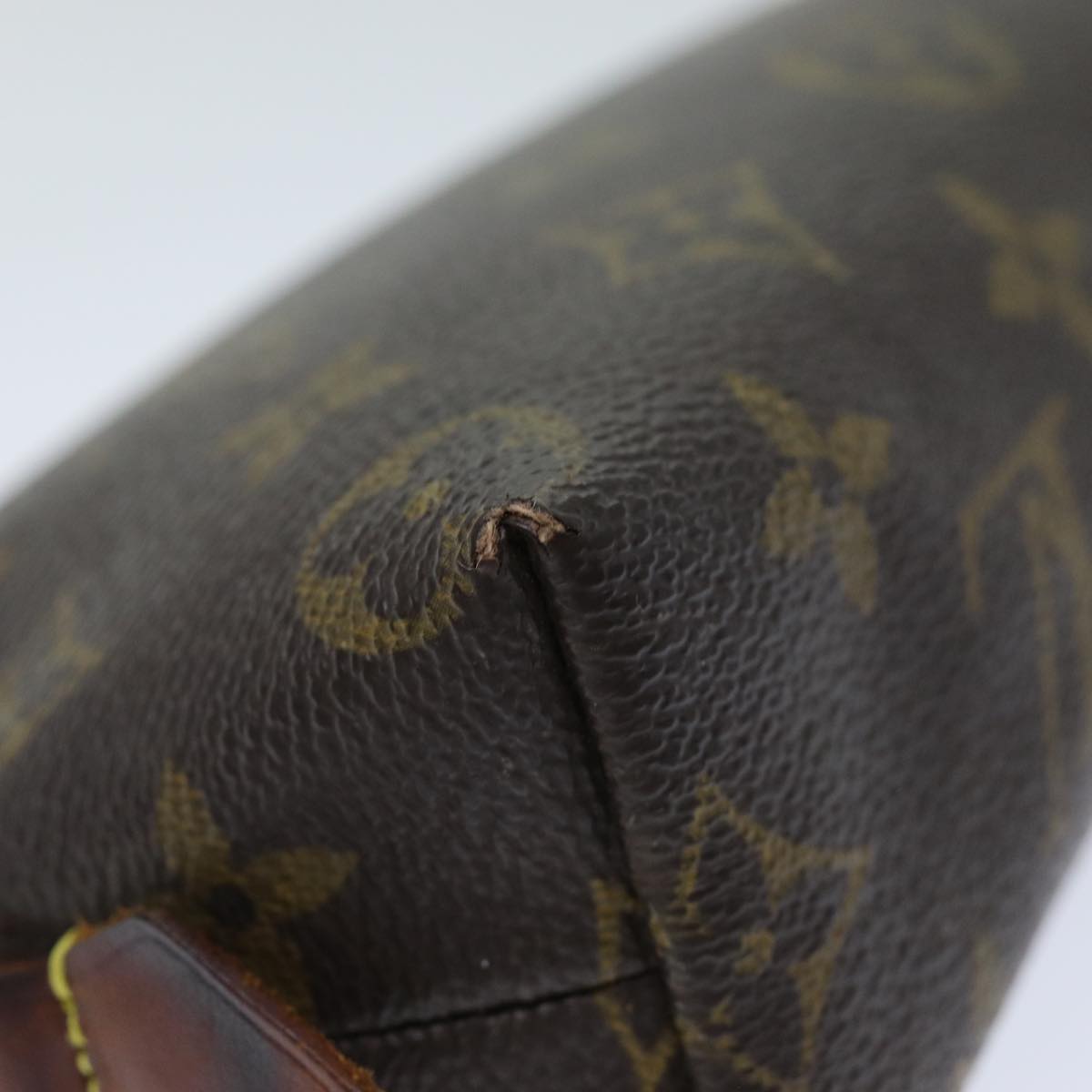 LOUIS VUITTON Monogram Pochette Cosmetic PM Cosmetic Pouch M47515 ar11888