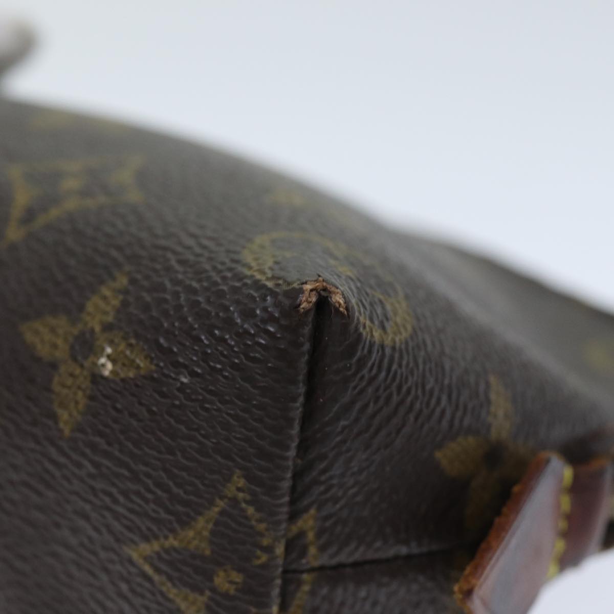 LOUIS VUITTON Monogram Pochette Cosmetic PM Cosmetic Pouch M47515 ar11888