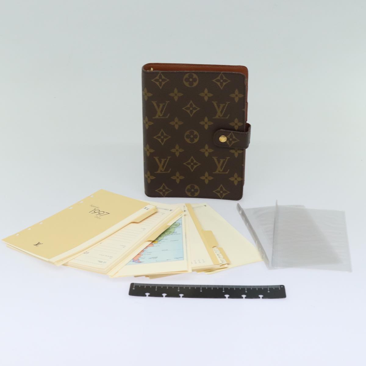 LOUIS VUITTON Monogram Agenda MM Day Planner Cover R20105 LV ar12026