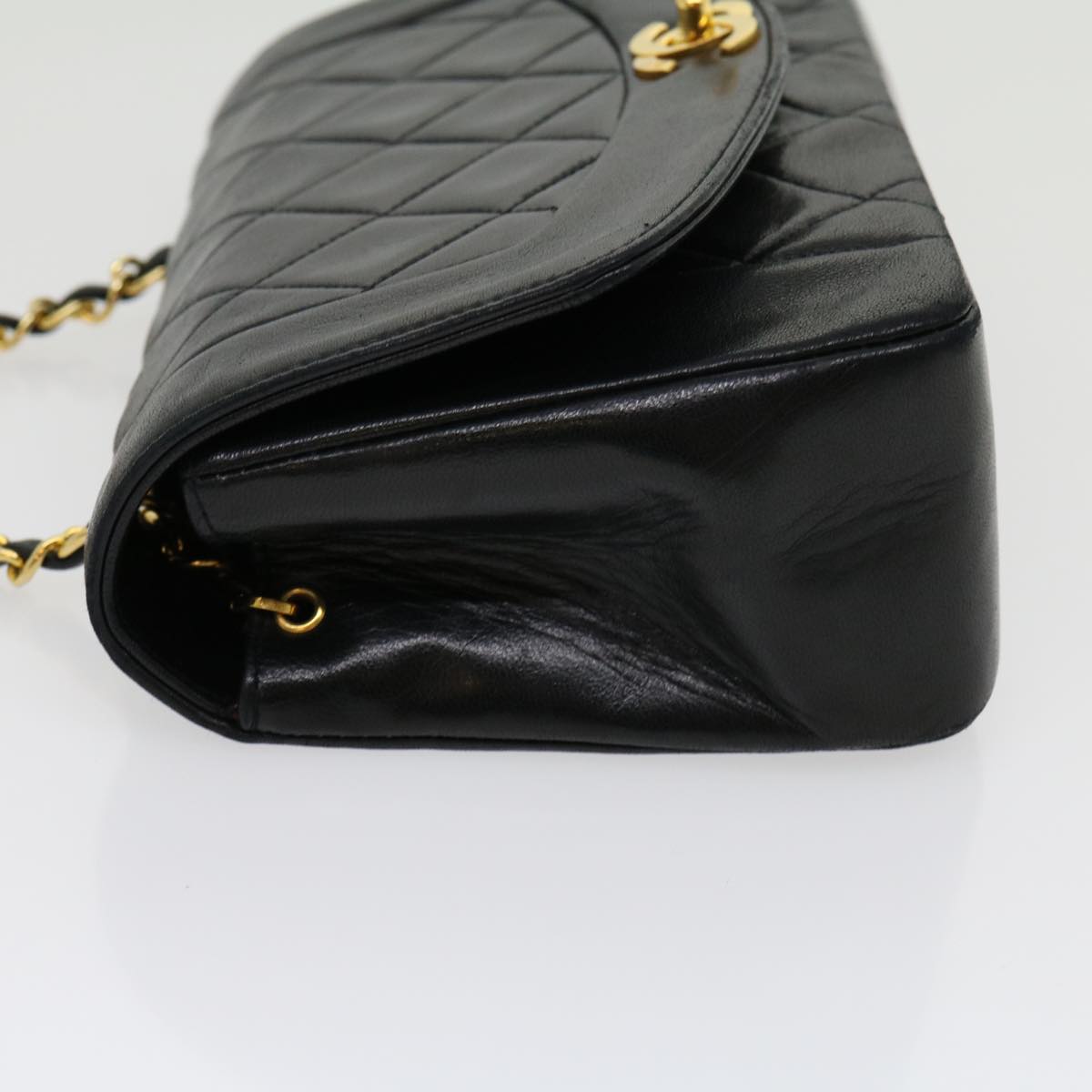 Luxury Chanel Matelasse Diana Turn Lock Chain Shoulder Bag Lamb Skin Black  ar7368A