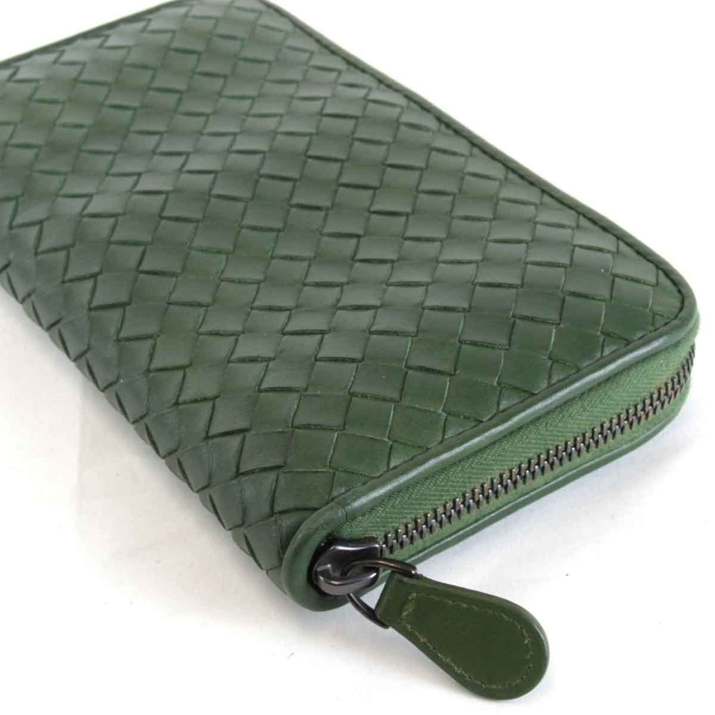 Luxury Bottega Veneta Intrecciato  Leather Long Wallet (Bi-Fold) ()