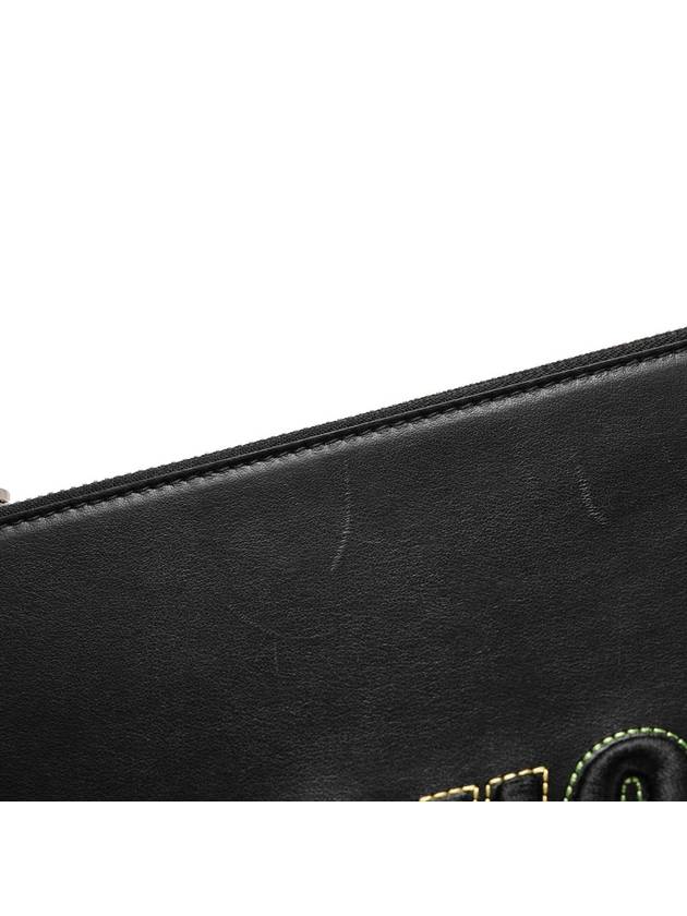 Luxury Gucci Trending 2025 Women s Blade Embroidered Clutch 597678