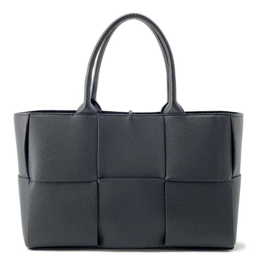 Luxury Bottega Veneta Leather Pouch Tote Bag ()