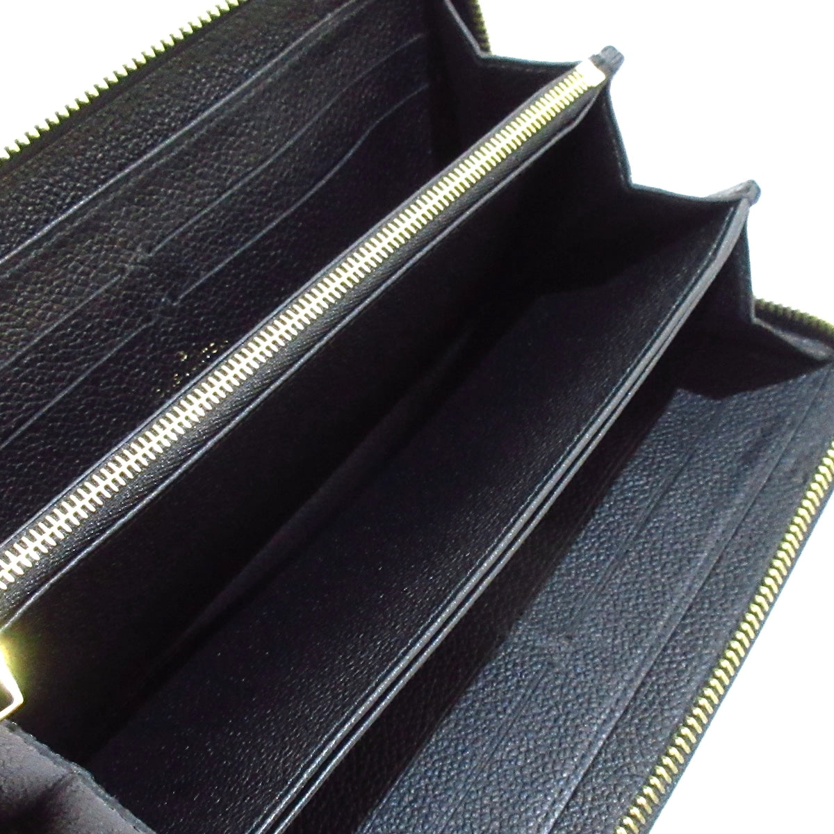 Louis Vuitton Zippy Wallet  Leather Wallet  ()