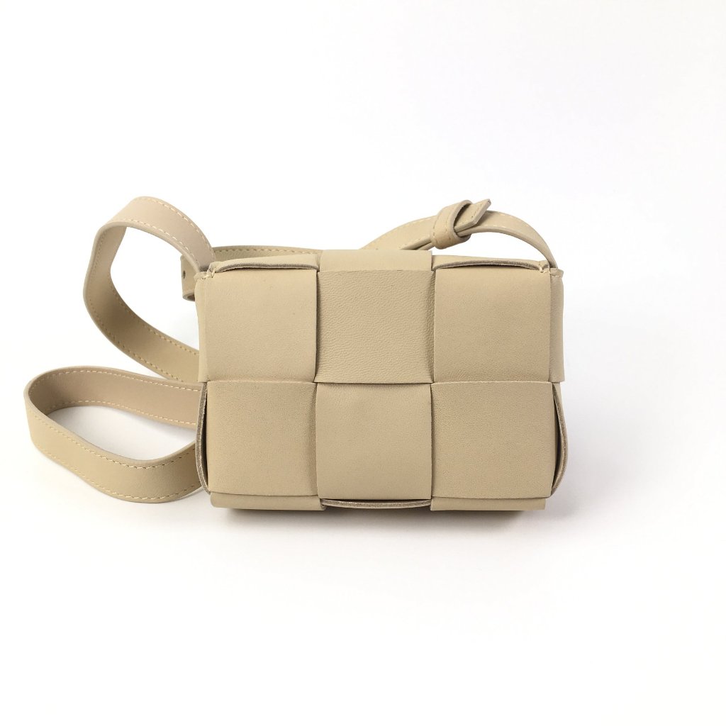 Luxury Bottega Veneta Candy Cassette
