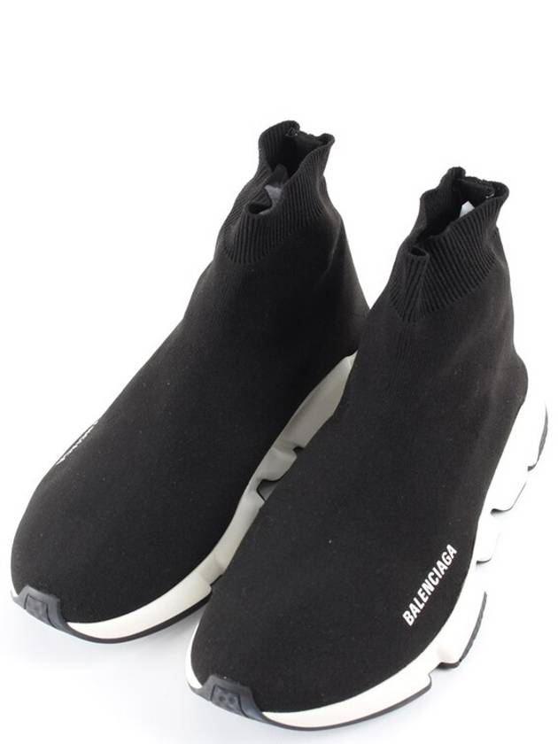 Luxury Balenciaga Speedrunner sneakers 40 250