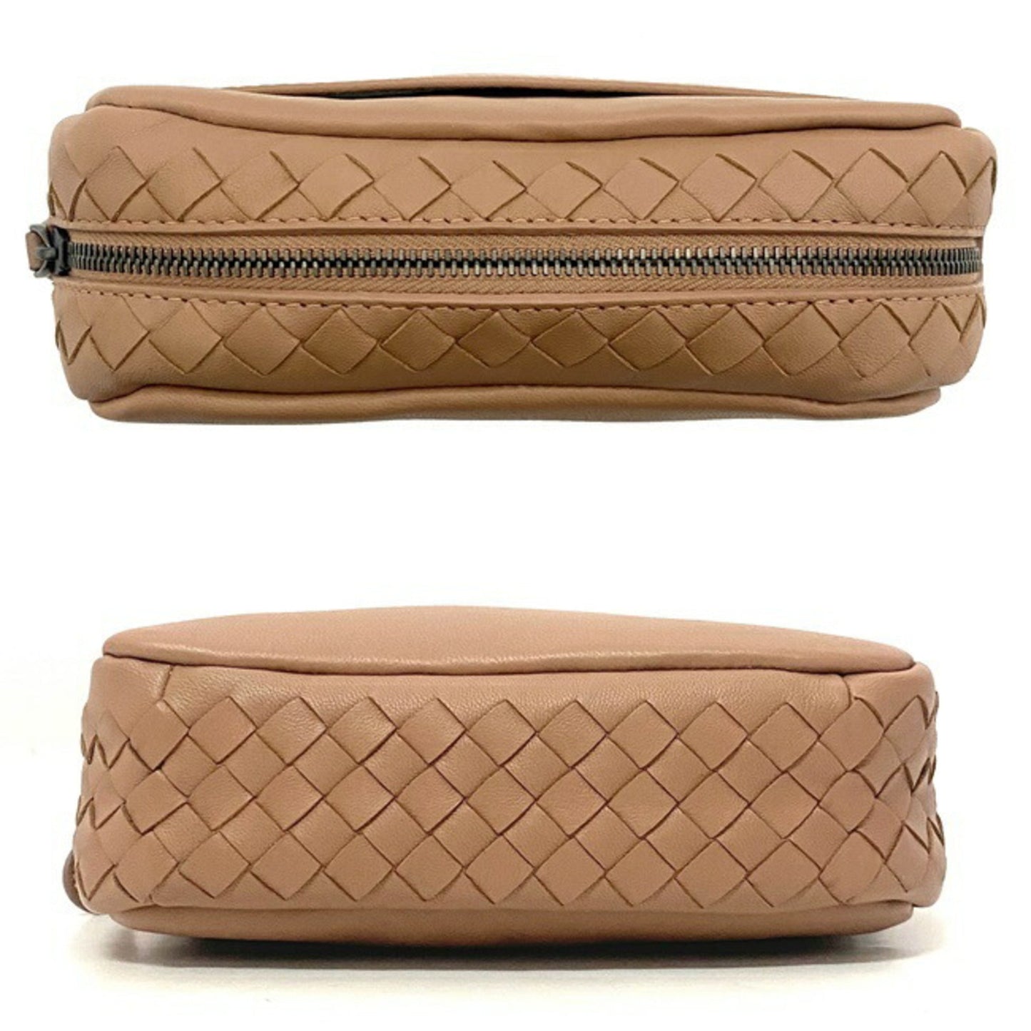 Luxury Bottega Veneta Intrecciato  Leather Pouch ()