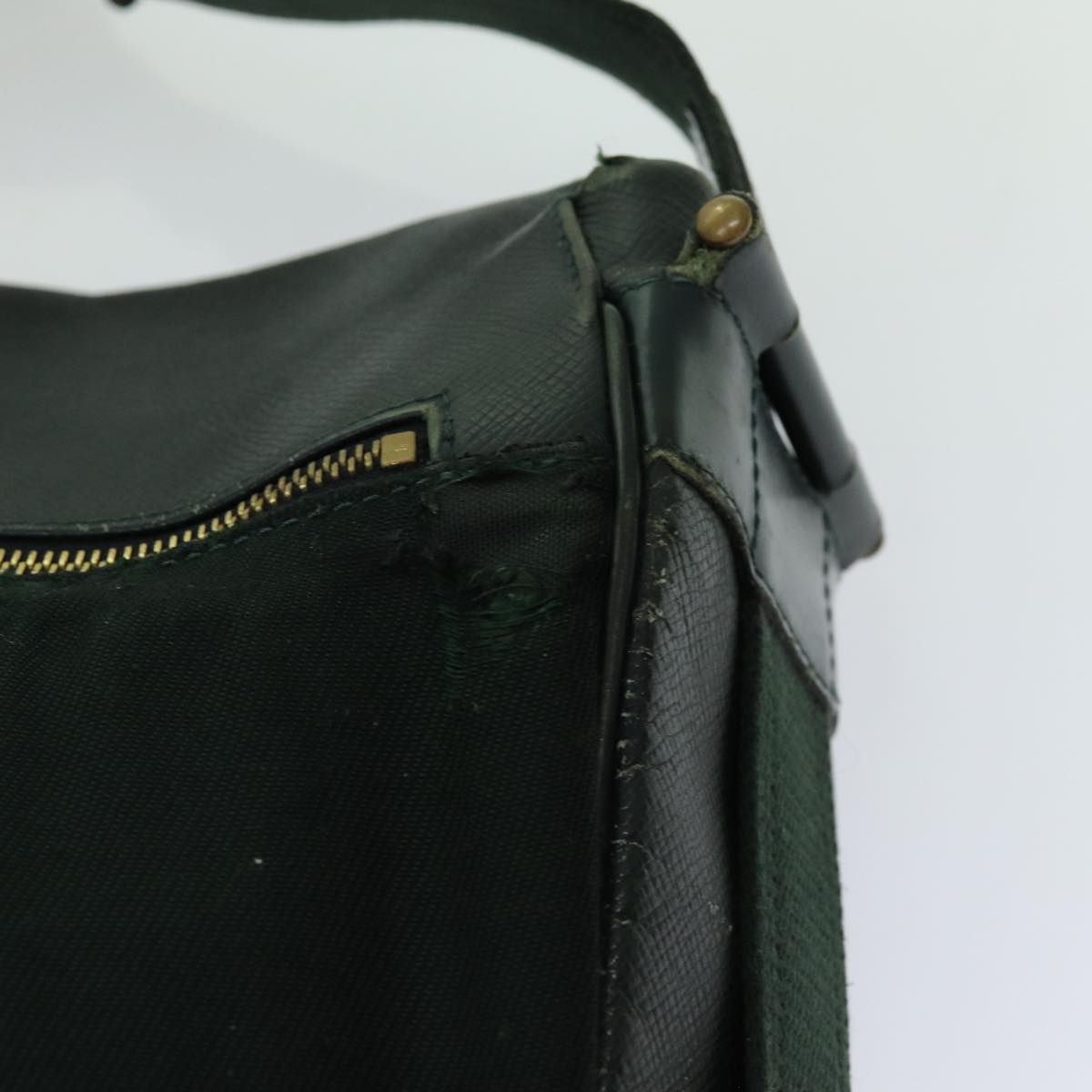 LOUIS VUITTON Taiga Leather Delsous Shoulder Bag Epicea M30164 LV bs12595