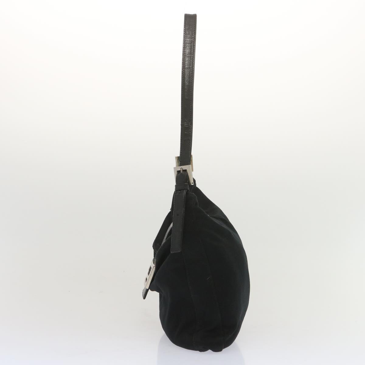 Luxury FendiMamma Baguette Shoulder Bag Nylon Blackbs12642