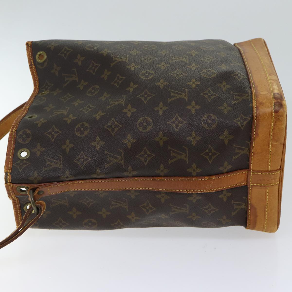 LOUIS VUITTON Monogram Noe Shoulder Bag M42224 LV bs13007