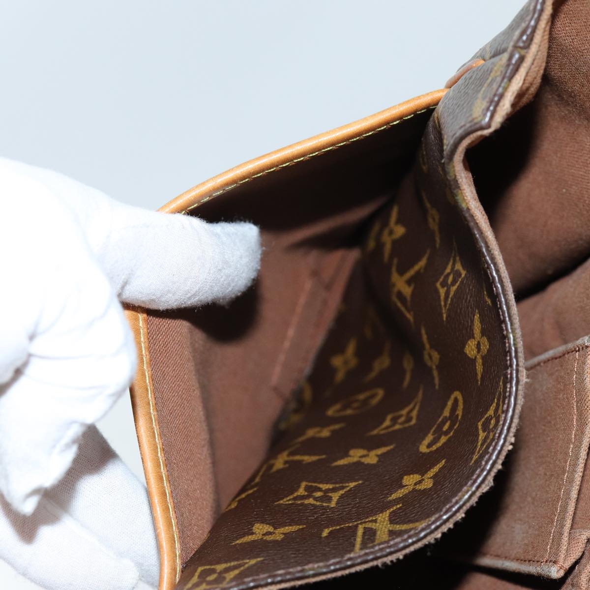 LOUIS VUITTON Monogram Messenger Bosphore GM Shoulder Bag M40105 LV bs13106