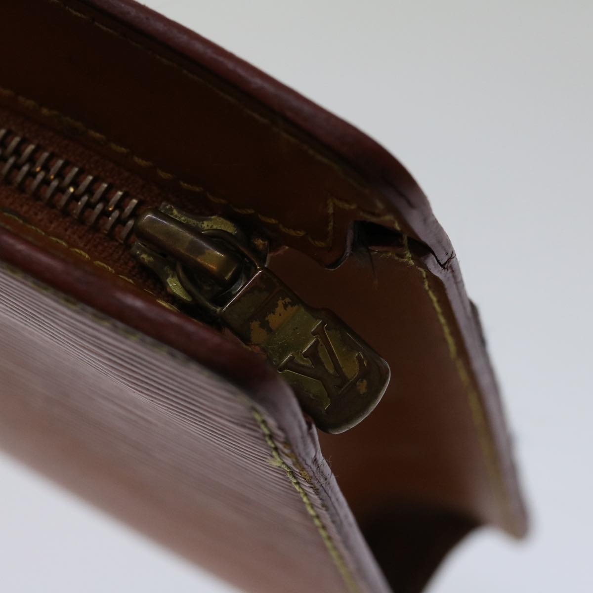 LOUIS VUITTON Epi Pochette Homme Bag Brown Zipang gold M52528 LV bs13172
