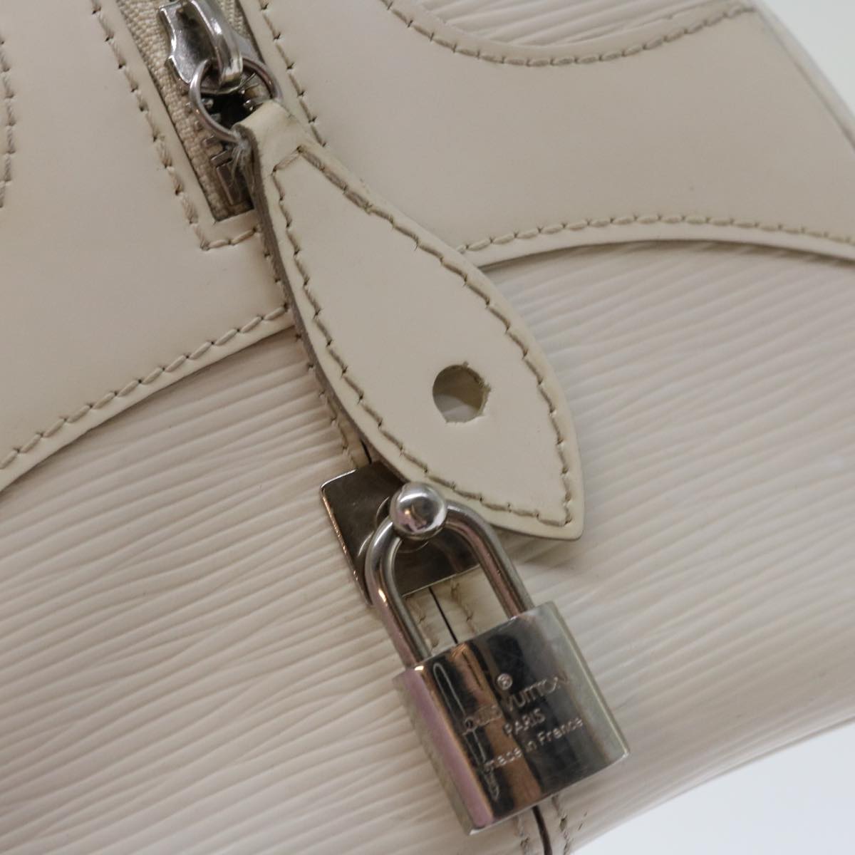 LOUIS VUITTON Epi Montaigne GM Hand Bag Yvoire M5932J LV bs13448