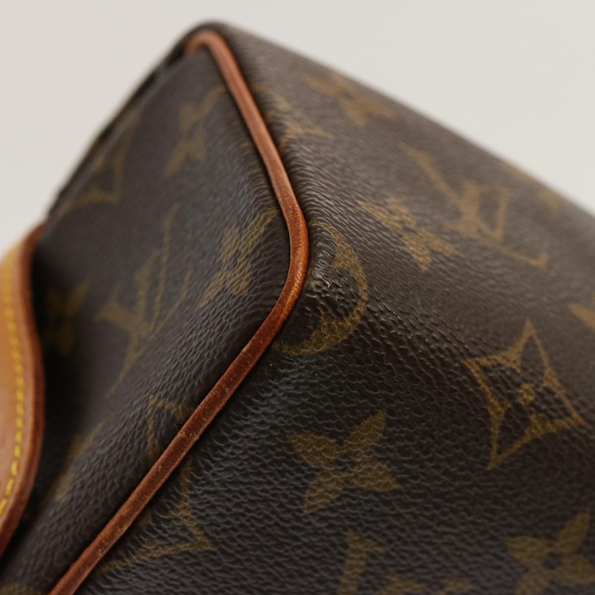 LOUIS VUITTON Monogram Trousse Patte Pression Cosmetic Pouch M47636 bs13479