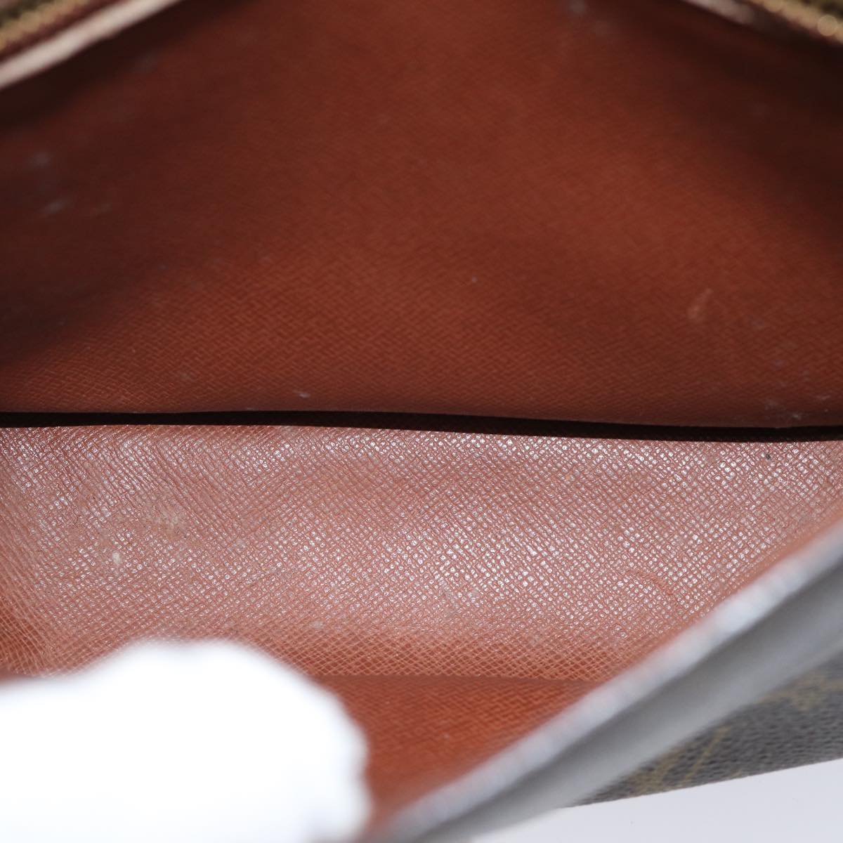 LOUIS VUITTON Monogram Saint Cloud MM Shoulder Bag M51243 LV bs13542