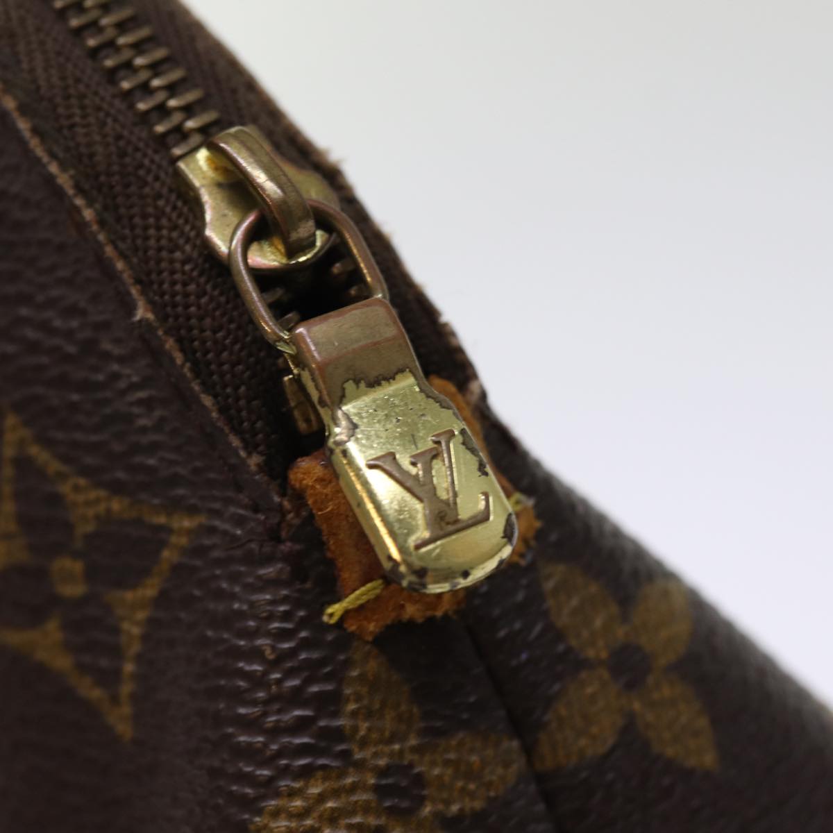 LOUIS VUITTON Monogram Pochette Cosmetic PM Cosmetic Pouch M47515 bs14145