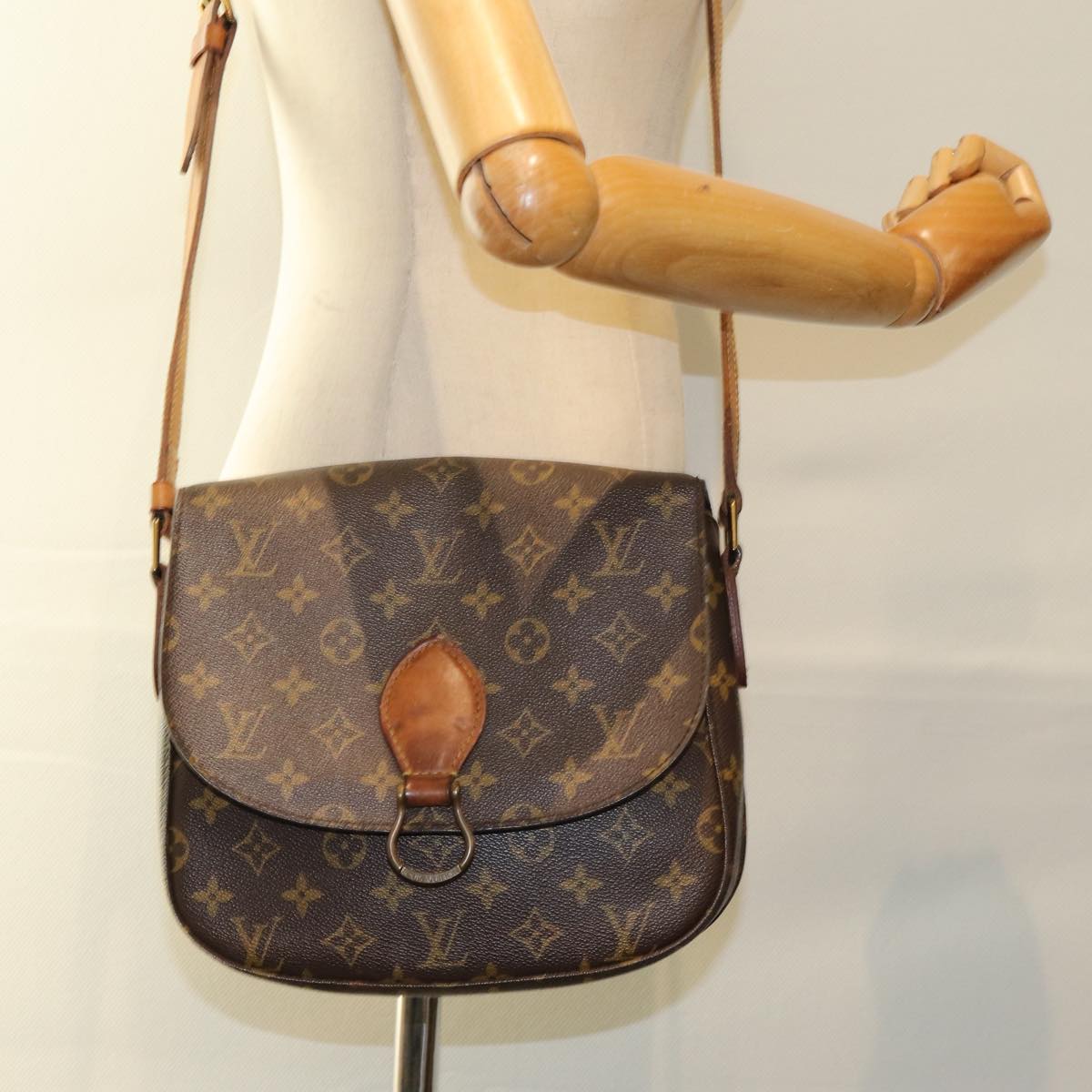 LOUIS VUITTON Monogram Saint Cloud GM Shoulder Bag M51242 LV bs14415